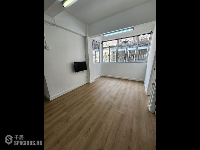 North Point - 490-492, King's Road 01
