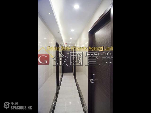 Mong Kok - Sun Hing Building 01