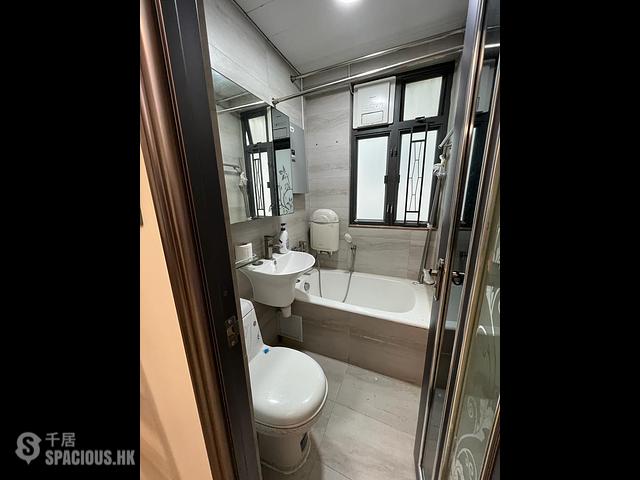 Mong Kok - Wah Fat Mansion 01