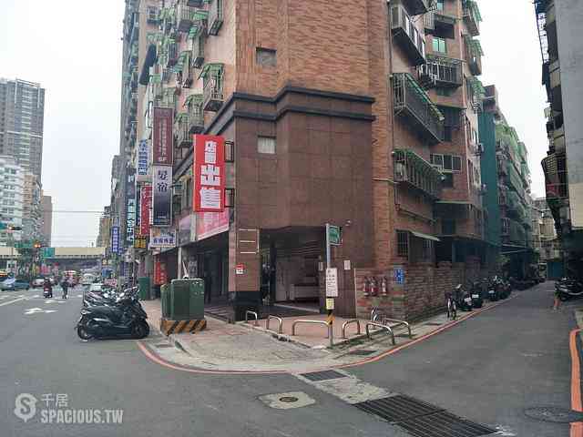 Sanchong - No. XXX, Zhongzheng South Road, Sanchong District, New Taipei City, Taiwan 241 04