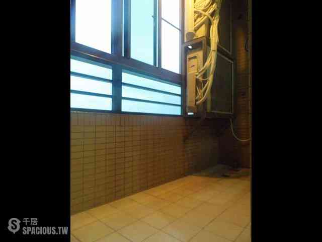 Sanchong - No. X, Lane 250, Zhongzheng South Road, Sanchong District, New Taipei City, Taiwan 241 10