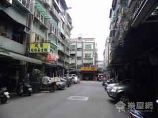 Sanchong - X Alley 1, Lane 50, Zhonghua Road, Sanchong, Taipei 02