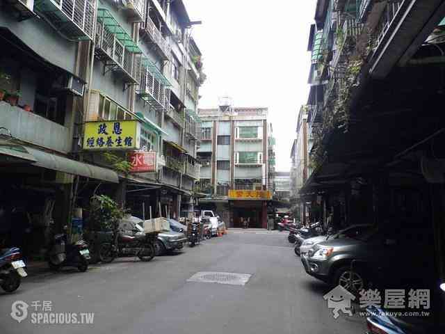 三重區 - 241台灣新北市三重區中華路50巷1弄X號 02