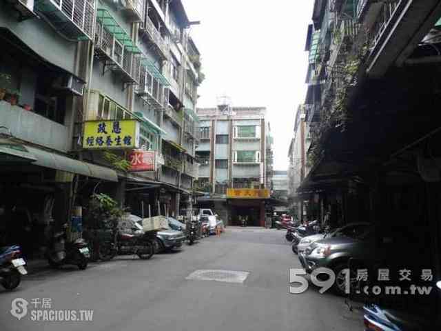 三重區 - 241台灣新北市三重區中華路50巷1弄X號 03