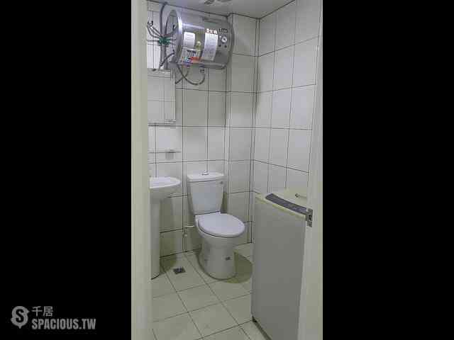 Sanchong - No. X, Lane 3, Section 1, Yong'an North Road, Sanchong District, New Taipei City, Taiwan 241 05