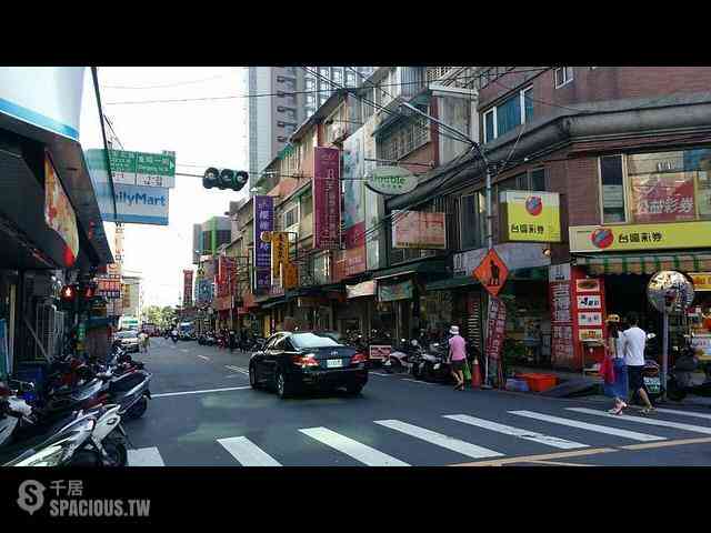Sanchong - No. X, Lane 13, Section 2, Yong'an North Road, Sanchong District, New Taipei City, Taiwan 241 08