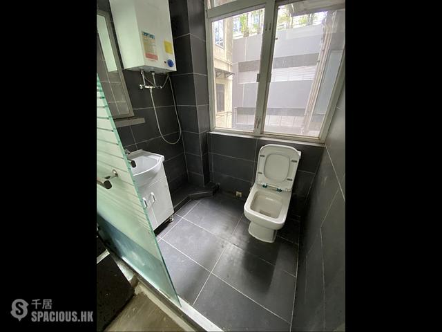 Sai Ying Pun - 249, Des Voeux Road West 01