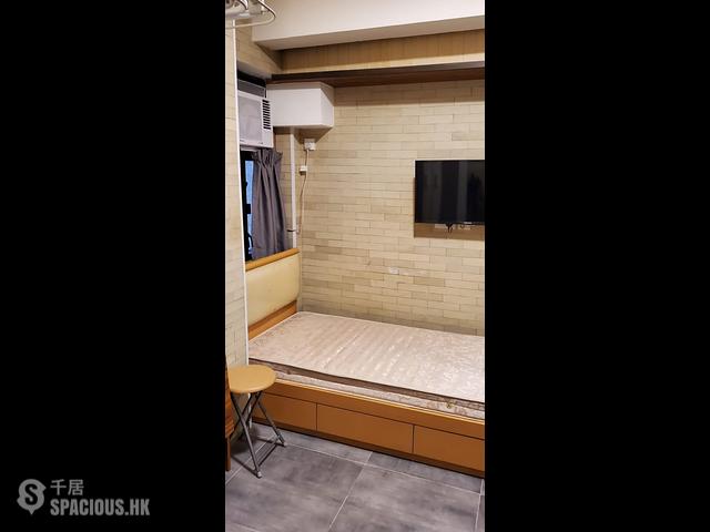 Wan Chai - King Sing Mansion 01