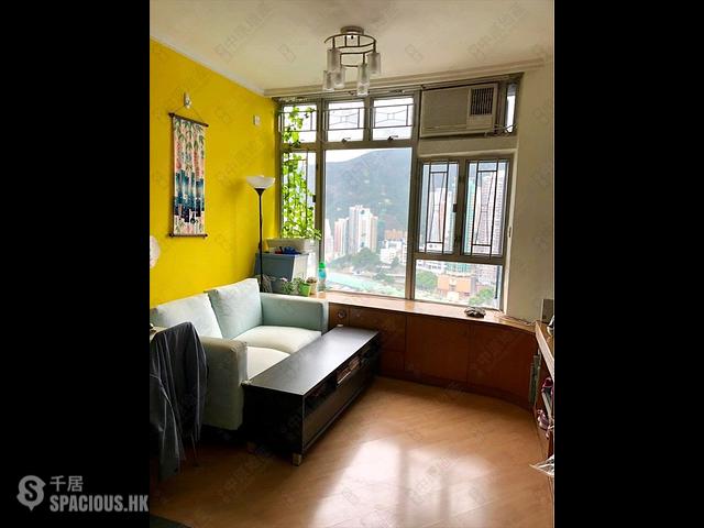 Ap Lei Chau - Marina Habitat 01