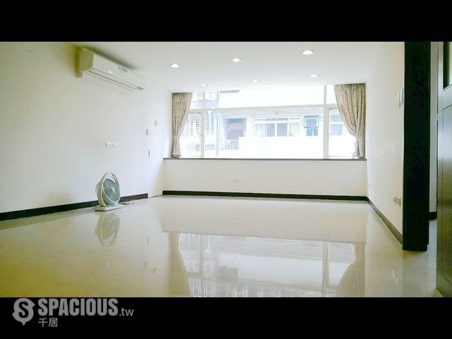 Xinyi - No. X, Lane 615, Songshan Road, Xinyi District, Taipei City, Taiwan 110 01