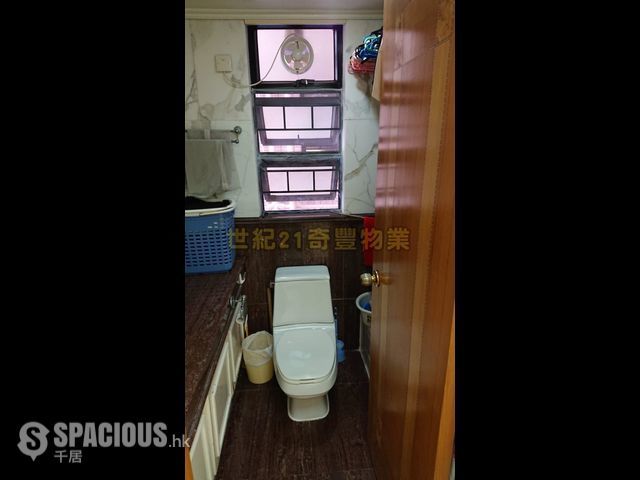 Tai Wai - Pristine Villa 01