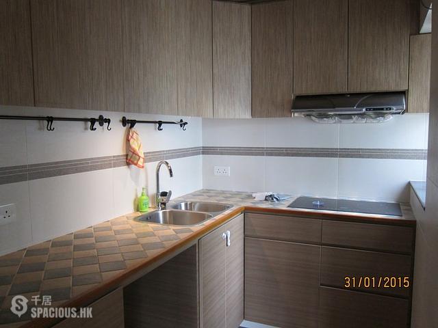 Ap Lei Chau - South Horizons Phase 1 Hoi Wan Court (Block 4) 01