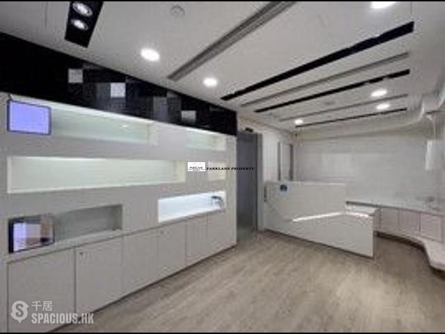 Central - 8 Wyndham Street 01
