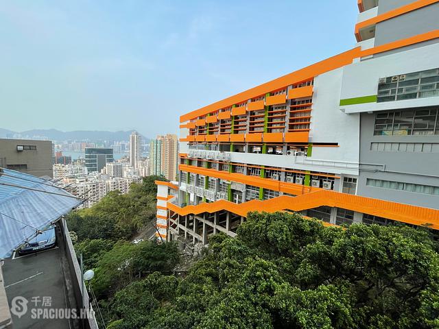 Braemar Hill - Summit Court Block D 01