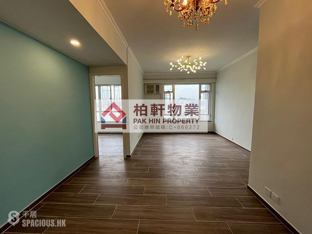 Quarry Bay - King's View Court Block C 01