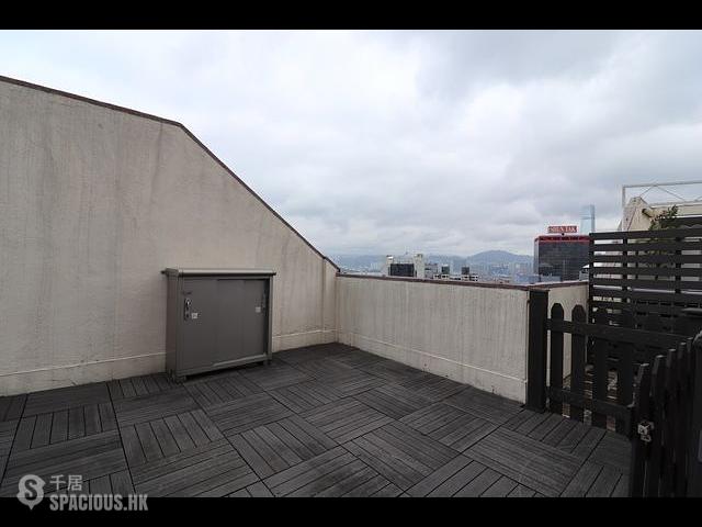 Poho - 18, Square Street 01