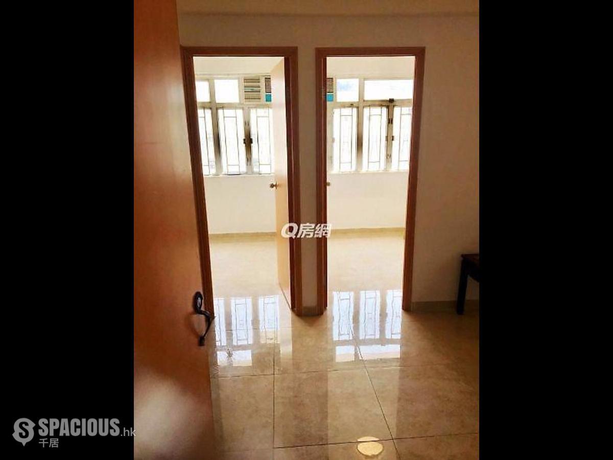 Tai Kok Tsui - Fuk Wo Mansion 01