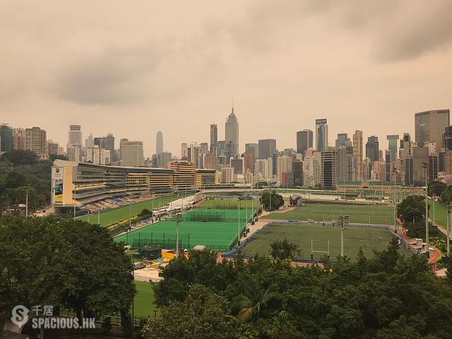 Happy Valley - Race View Apartments 01