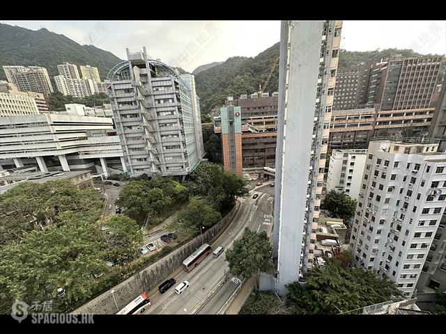 Shek Tong Tsui - Wing Ga Building 01