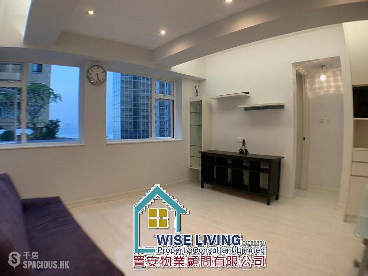 Causeway Bay - Lai Yuen Apartments 01