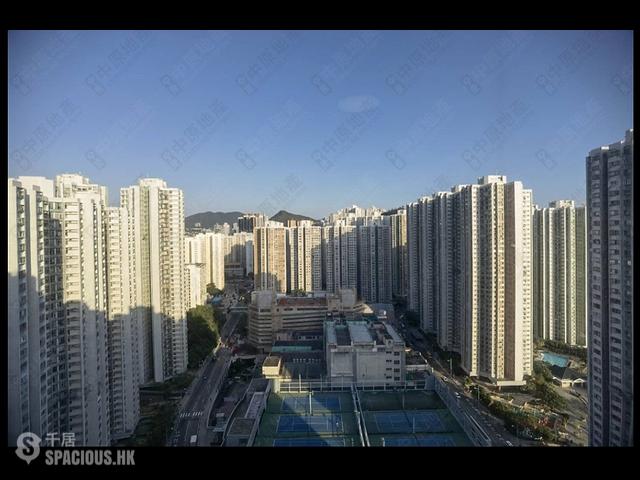 Ap Lei Chau - South Horizons Phase 2 Yee Moon Court (Block 12) 01