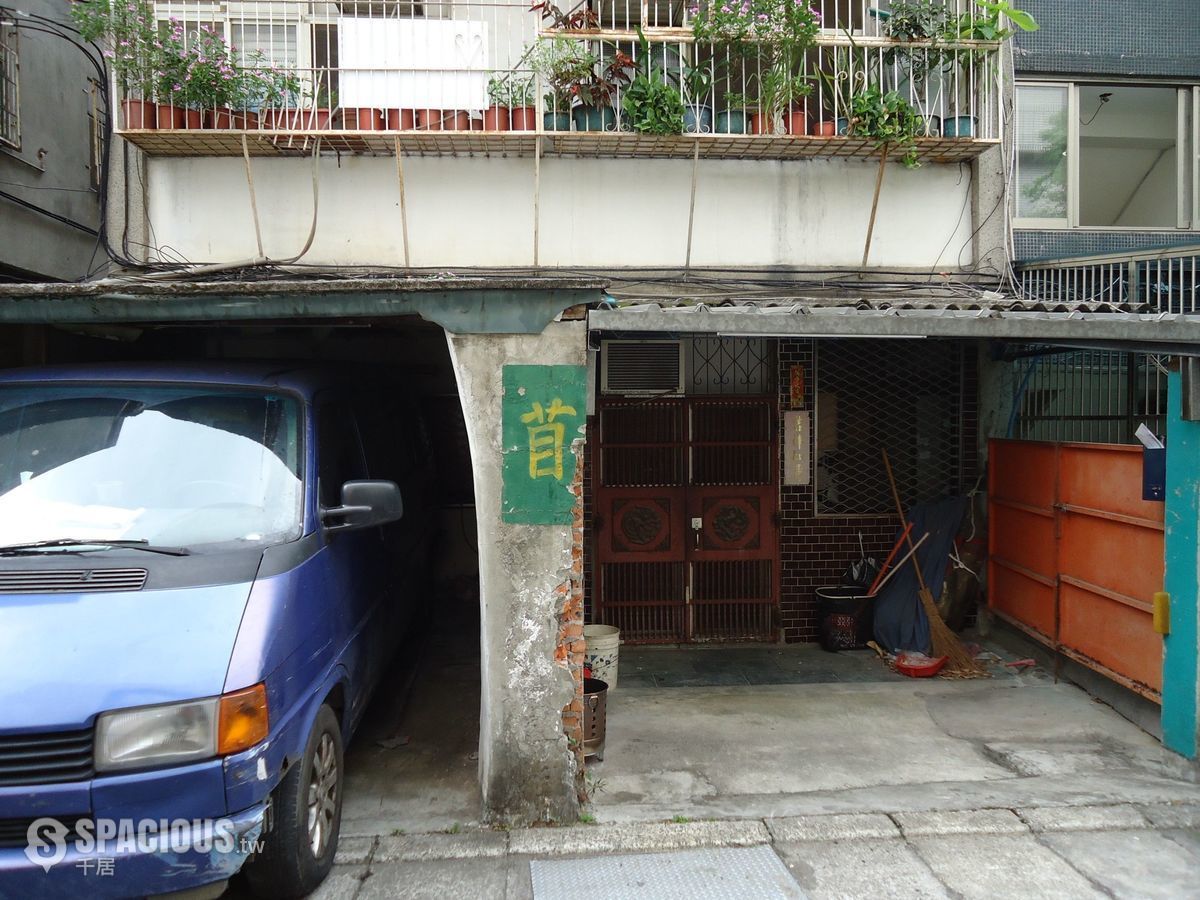 Sanchong - X Lane 58, Guangming Road, Sanchong, Taipei 01