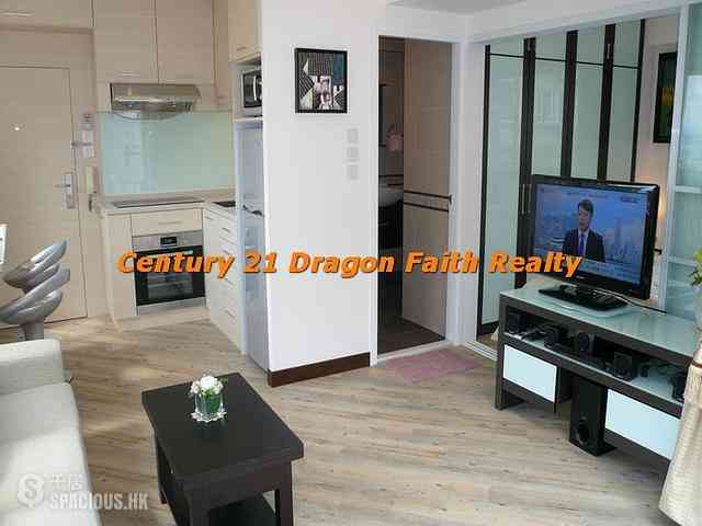 Soho - Caravan Court 08