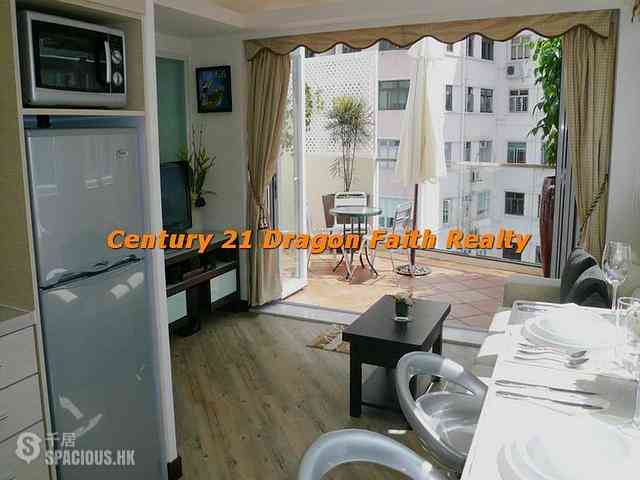 Soho - Caravan Court 10