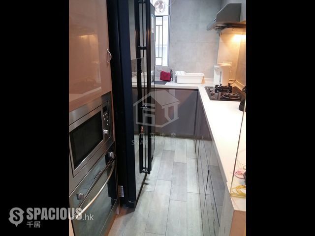 Sham Shui Po - M3 International Youth Apartment 01