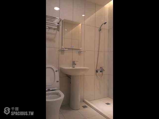 Sanchong - No. XX, Alley 26, Lane 118, Renhua Street, Sanchong District, New Taipei City, Taiwan 241 06