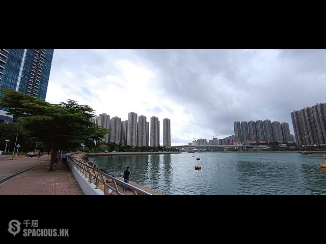 Tsuen Wan - Riviera Gardens 01
