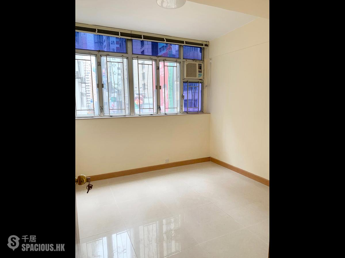 Causeway Bay - Lai Yuen Apartments 01