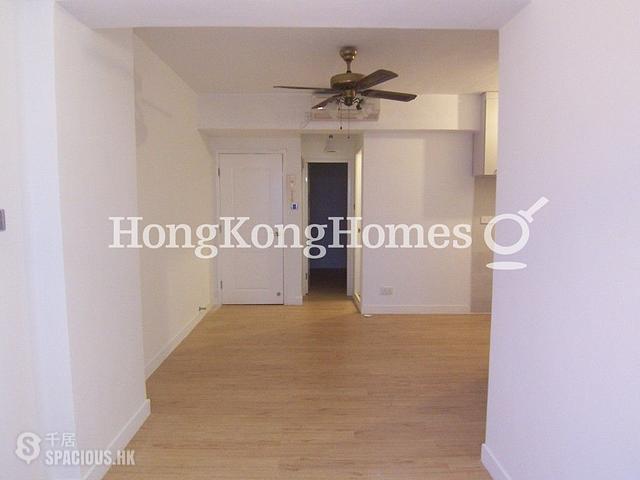 Wan Chai - Lap Tak Building 01
