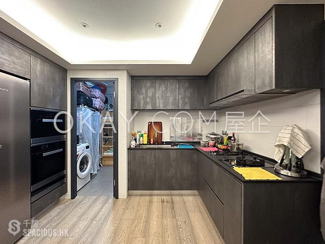 Happy Valley - Greenside Villa 05