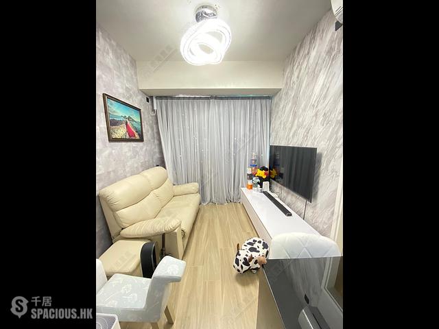 Tseung Kwan O - Savannah Block 2A 01