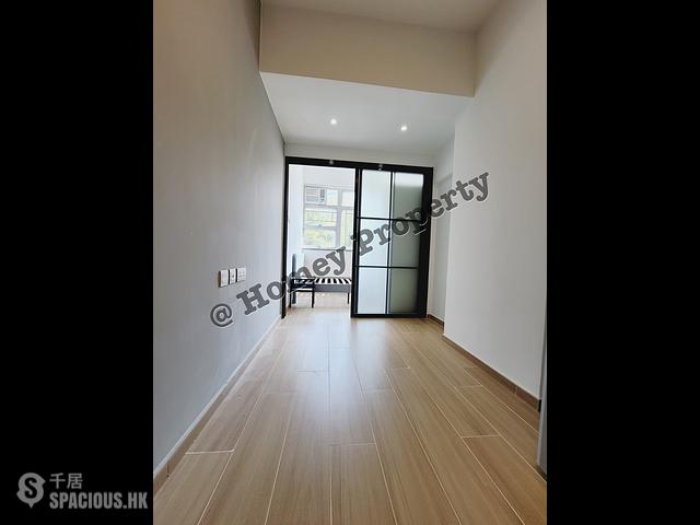 Prince Edward - Wai Yip House 02