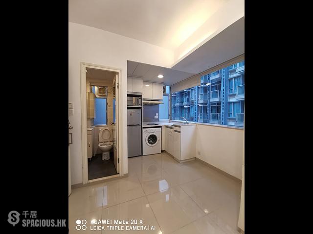 Wan Chai - Wing Hing Building 01