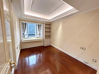 Mid Levels Central - Clovelly Court 06