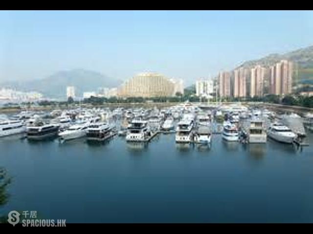 Gold Coast / So Kwun Wat - Hong Kong Gold Coast Block 5 01