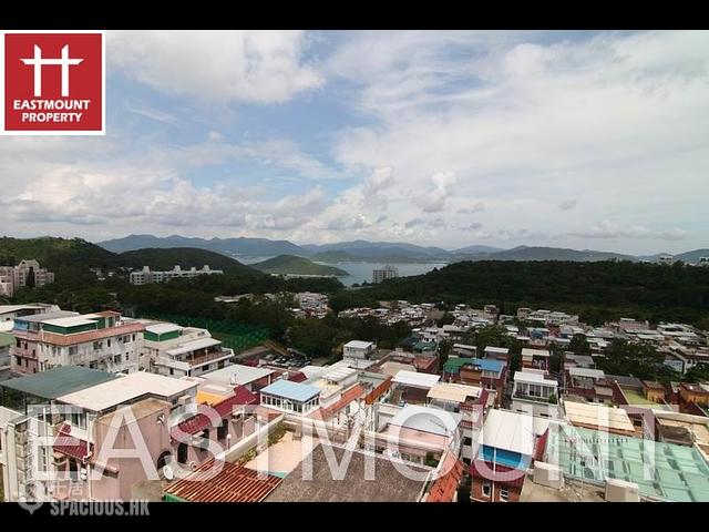 Clear Water Bay - Tai Po Tsai 01