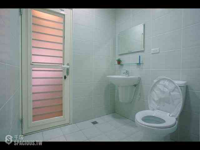 Sanchong - No. XX, Lane 64, Zhengyi North Road, Sanchong District, New Taipei City, Taiwan 241 11