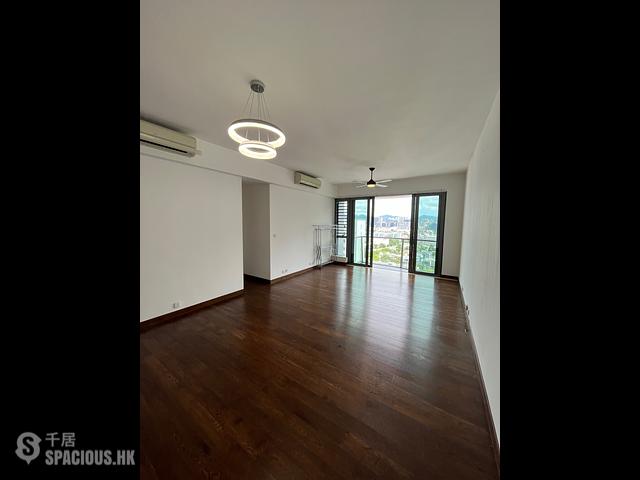 Beacon Hill - Eden Gate 01