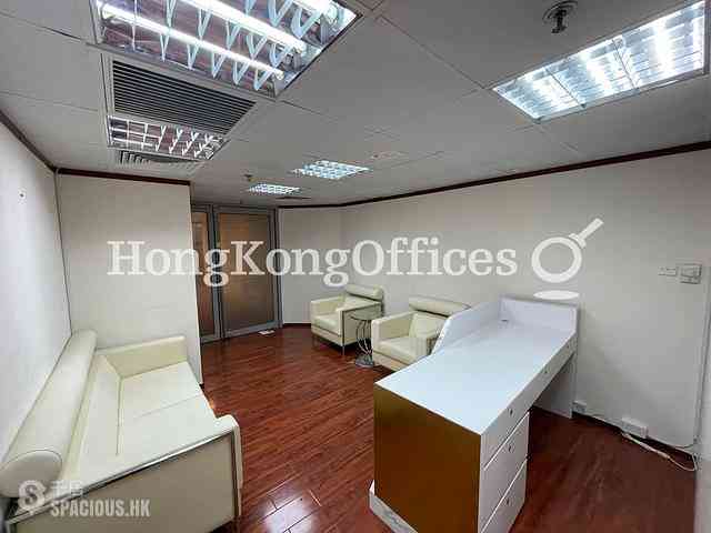 Wan Chai - Convention Plaza Office Tower 03