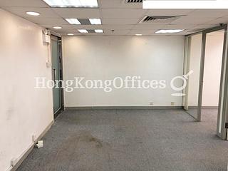 Sheung Wan - Hing Yip Commercial Centre 02