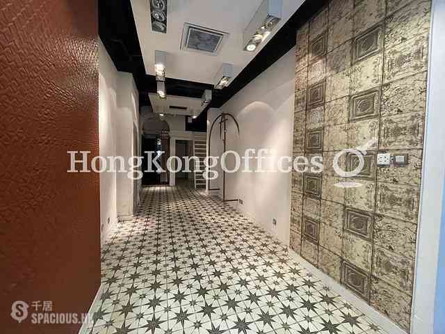 Causeway Bay - Bartlock Centre 02