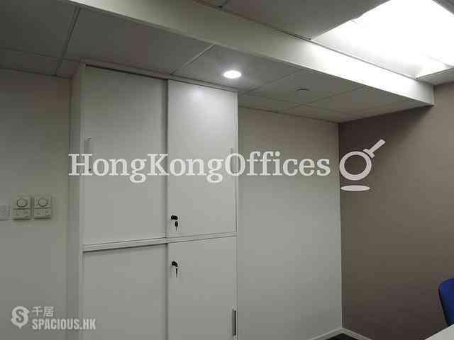Central - 303, Hennessy Road 06