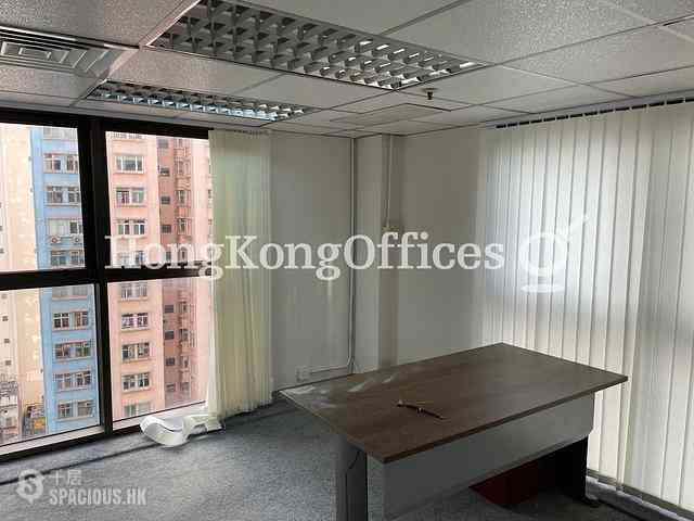 Sheung Wan - The Centre Mark 03