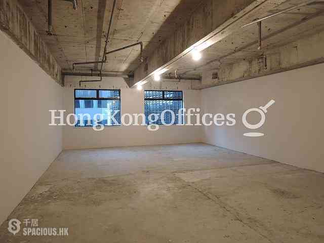 Wan Chai - Wu Chung House 03