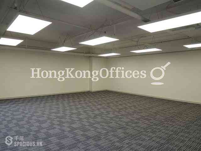 Wan Chai - Lucky Centre 04