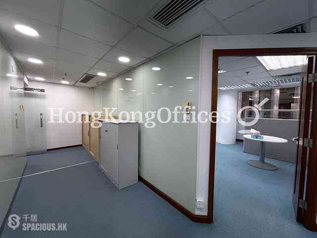 Wan Chai - Jonsim Place 01